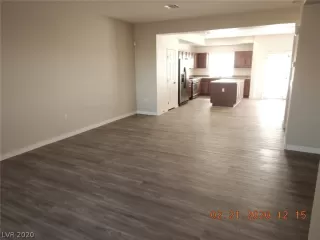 Photo #4: 2176215 Listing 