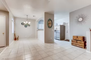 Photo #5: 2176333 Listing 