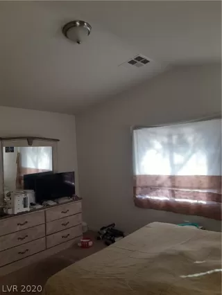 Photo #6: 2176345 Listing 