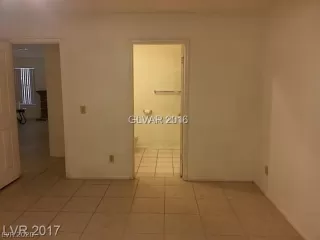 Photo #5: 2176350 Listing 