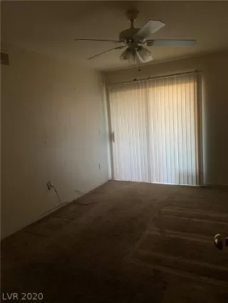 Photo #3: 2176384 Listing