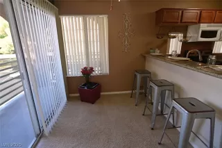 Photo #2: 2176415 Listing