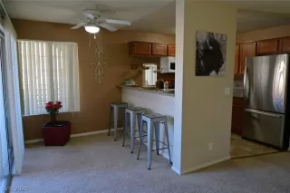 Photo #3: 2176415 Listing