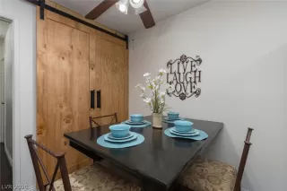 Photo #5: 2176464 Listing