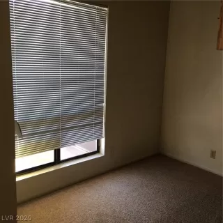 Photo #6: 2176532 Listing 