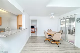 Photo #6: 2176533 Listing 