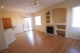 Photo #4: 2176537 Listing 