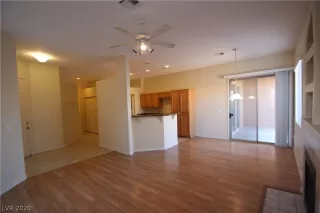 Photo #6: 2176537 Listing 