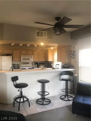 Photo #4: 2176560 Listing 