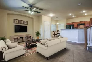 Photo #1: 2176566 Listing