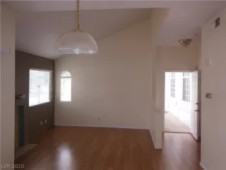 Photo #1: 2176575 Listing 