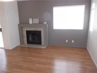 Photo #3: 2176575 Listing 