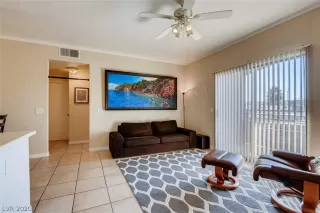 Photo #1: 2176590 Listing