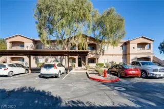 Photo #4: 2176590 Listing