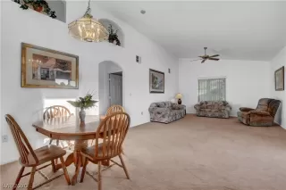 Photo #4: 2176638 Listing 