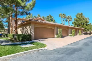 Photo #2: 2176649 Listing