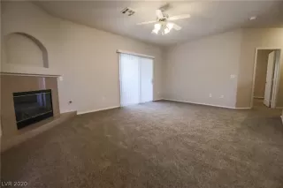 Photo #4: 2176649 Listing