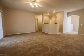 Photo #6: 2176649 Listing