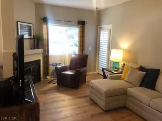 Photo #4: 2176686 Listing 