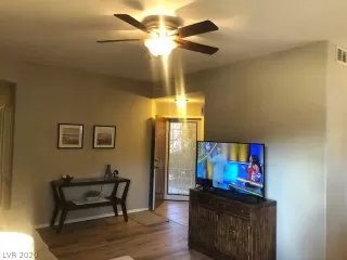 Photo #6: 2176686 Listing 