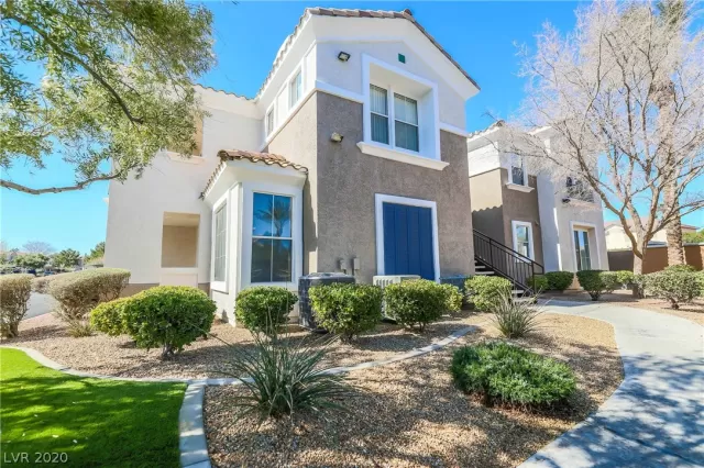 MLS: 2176727 Condo For Sale