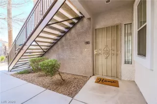 Photo #3: 2176727 Listing