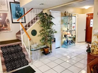 Photo #4: 2176749 Listing 