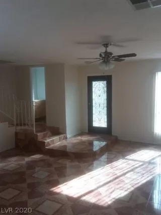 Photo #3: 2176762 Listing 