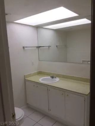 Photo #6: 2176762 Listing 