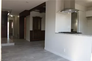 Photo #2: 2176838 Listing