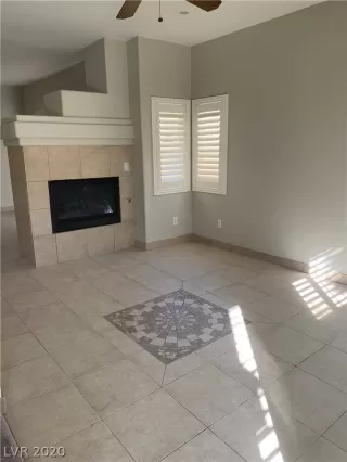 Photo #3: 2176860 Listing 