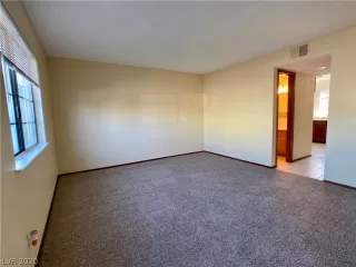 Photo #1: 2176886 Listing 