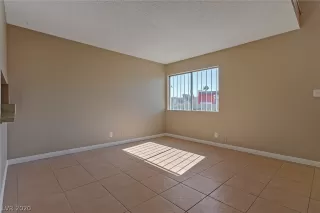 Photo #2: 2176937 Listing 