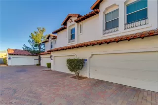 Photo #3: 2176953 Listing 