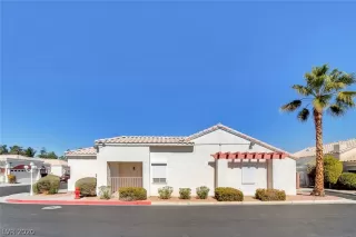 Photo #2: 2176987 Listing