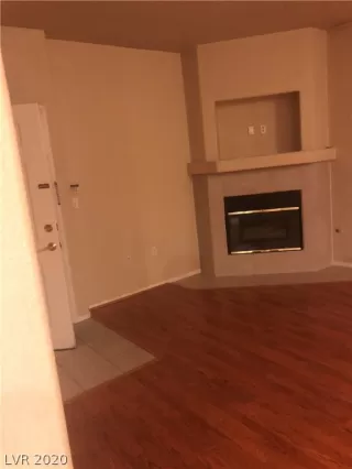 Photo #2: 2176992 Listing