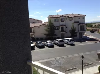 Photo #3: 2176998 Listing