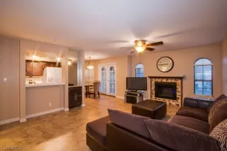 Photo #5: 2177181 Listing 