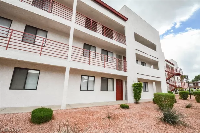 MLS: 2177260 Condo For Sale