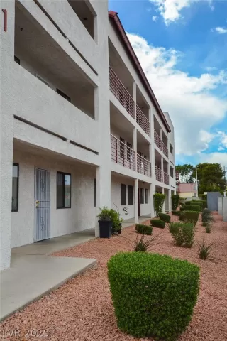 Photo #1: 2177260 Listing 