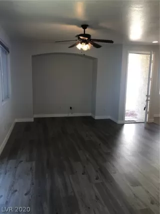 Photo #2: 2177287 Listing