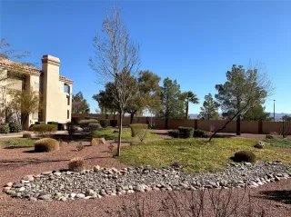 Photo #3: 2177307 Listing 