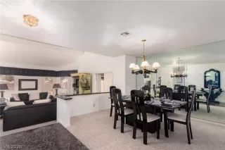 Photo #6: 2177319 Listing 