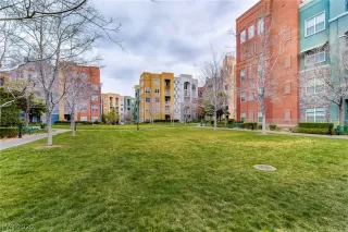 Photo #3: 2177340 Listing 