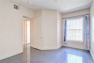 Photo #6: 2177340 Listing 