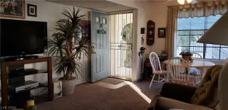 Photo #5: 2177346 Listing