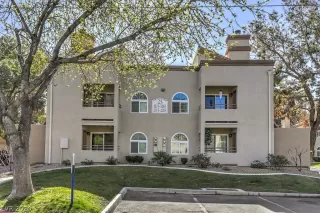 Photo #1: 2177361 Listing