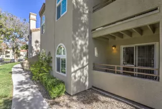 Photo #6: 2177361 Listing