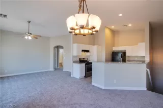 Photo #2: 2177363 Listing