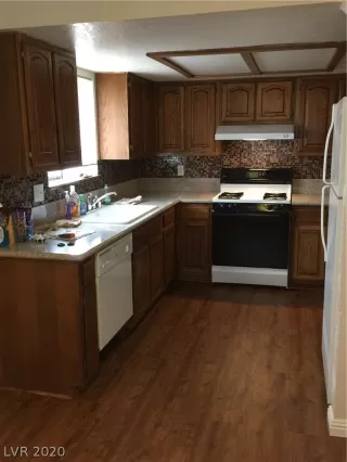 Photo #3: 2177368 Listing 